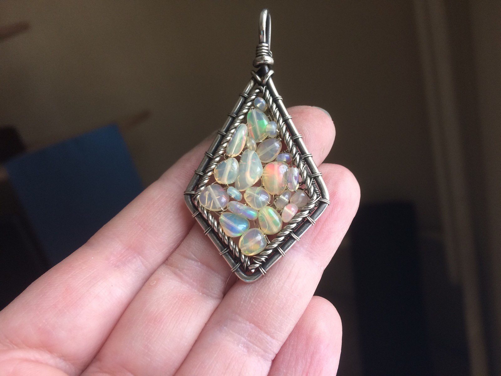 Pendant with opals (work features). - My, Decoration, Needlework with process, Wire wrap, Opal, Pendant, Video, Longpost