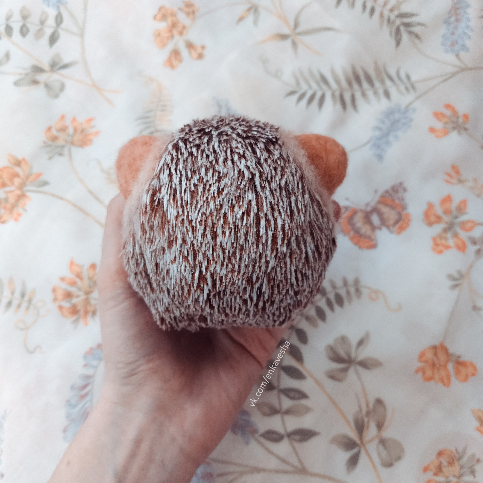 Hedgehog - My, Dry felting, Author's toy, Needlework with process, Needlework, Handmade, Hedgehog, Longpost, The photo