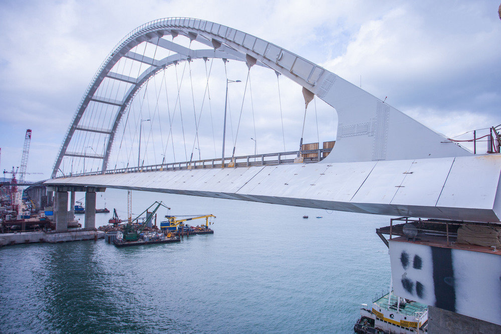 Crimean bridge. Completed installation of road arch fairings - Crimean bridge, Kerch bridge, Crimea, Bridge, Construction