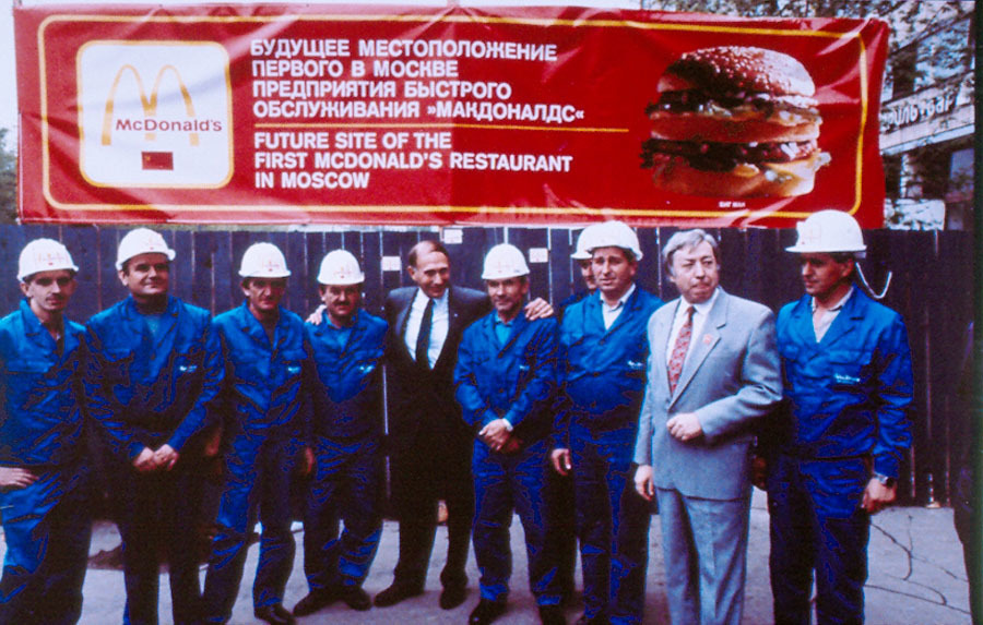 Cafe Lira and the construction of the first McDonald's in the USSR - Moscow, 1990, McDonald's, Story, Longpost, the USSR, The photo, 