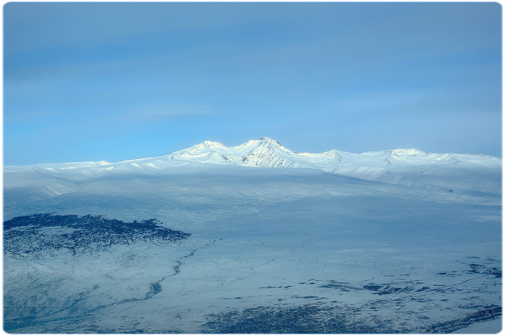 Flight to non-sunny Yerevan. - My, Flight, Pilot, civil Aviation, Denokan, Pilots of the Russian Federation, , Longpost, The photo