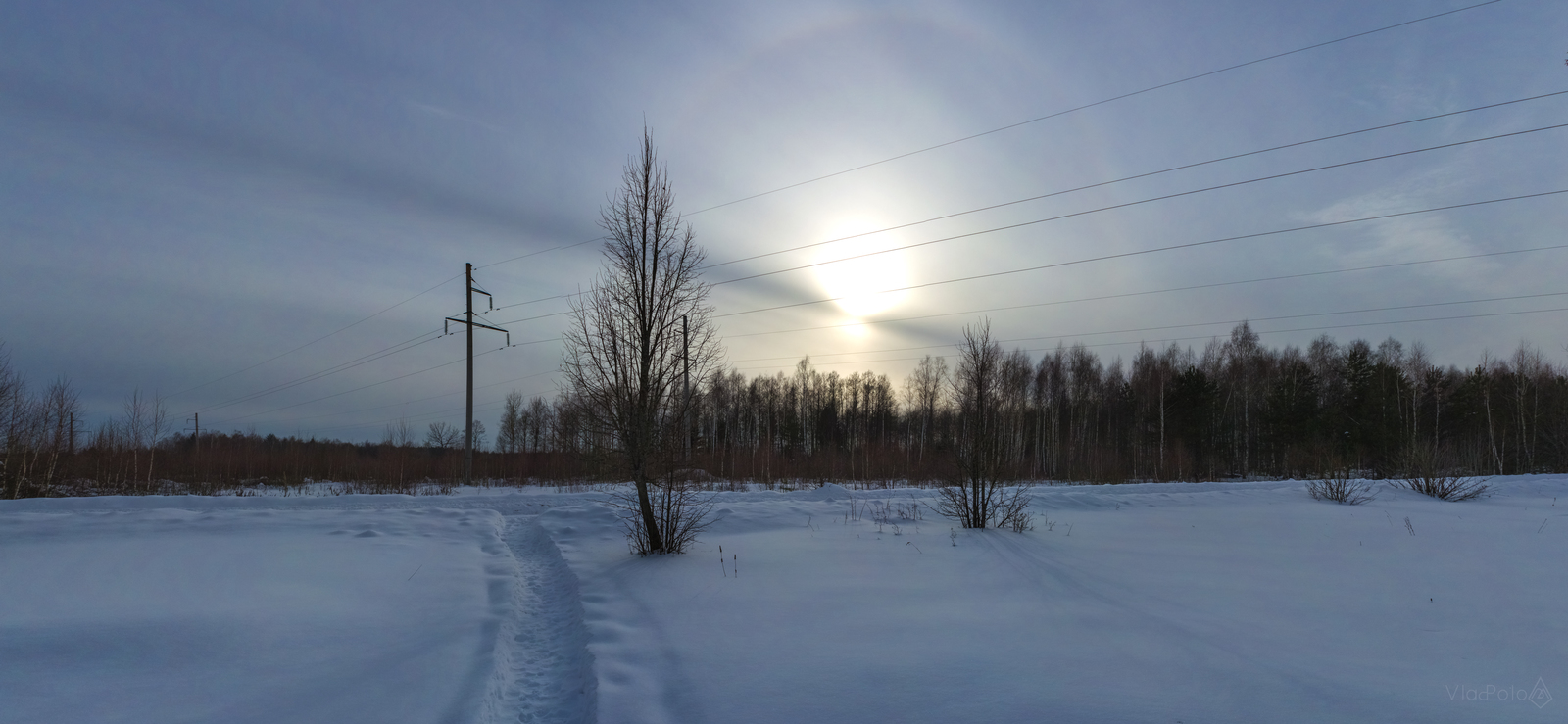 halo + shadow + snow - My, The photo, Halo, Landscape, Shadow, The sun, Панорама, Nikon d5200, 