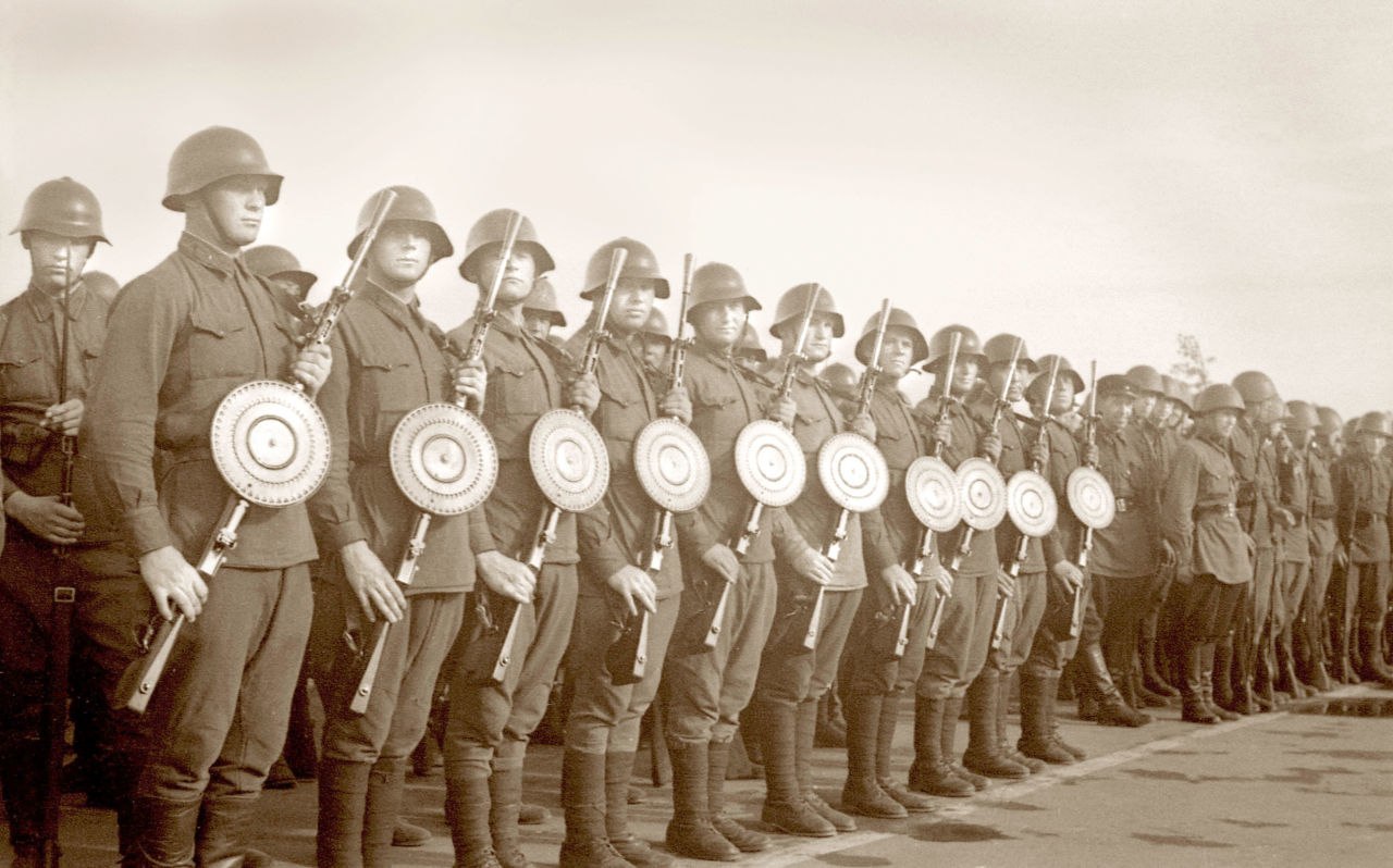 Parade in Kuibyshev on May 1, 1941 - Samara, Interesting, The photo, Story, Military, 1941, Parade, Retro, Longpost