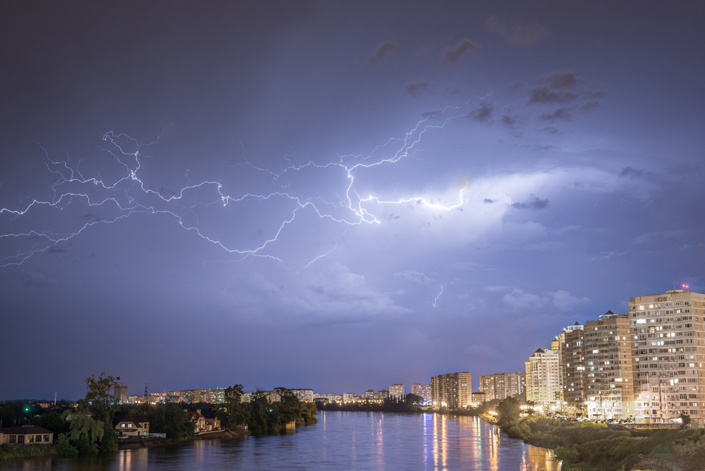 catch lightning - My, The photo, Lightning, Krasnodar, Night