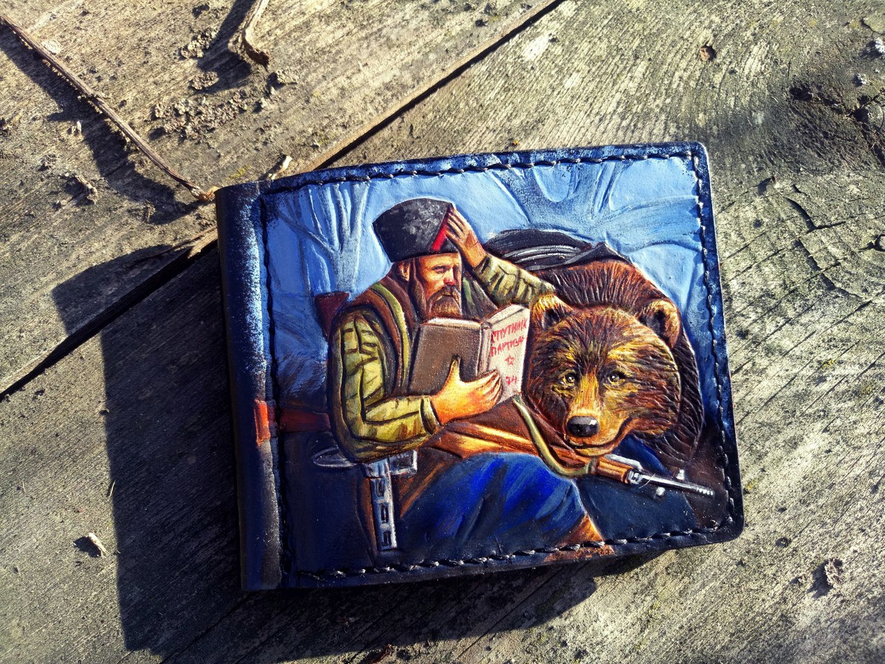 Money clip embossed and hand painted.. - My, Embossing on leather, Money clip, The Bears, Leather, Needlework with process, Longpost