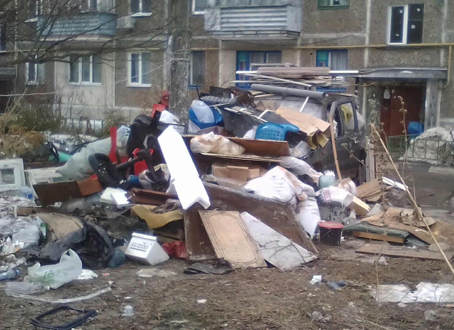 Park properly or your neighbors will punish you. - My, Neighbours, Неправильная парковка, Longpost