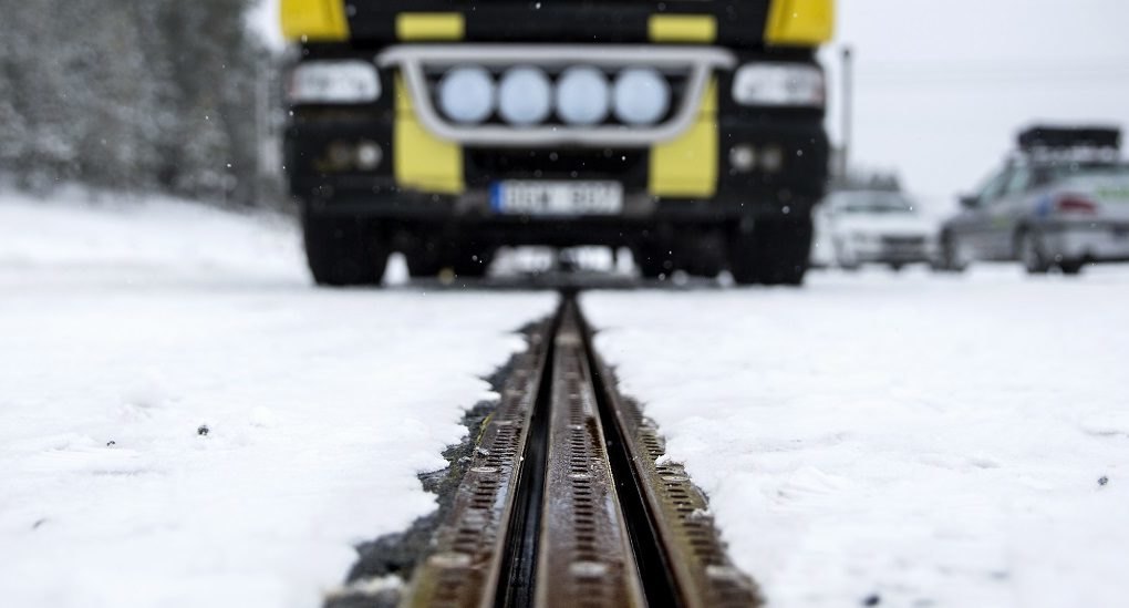 World's first electrified vehicle charging road opens in Sweden - Sweden, Electric car, Charger, Longpost