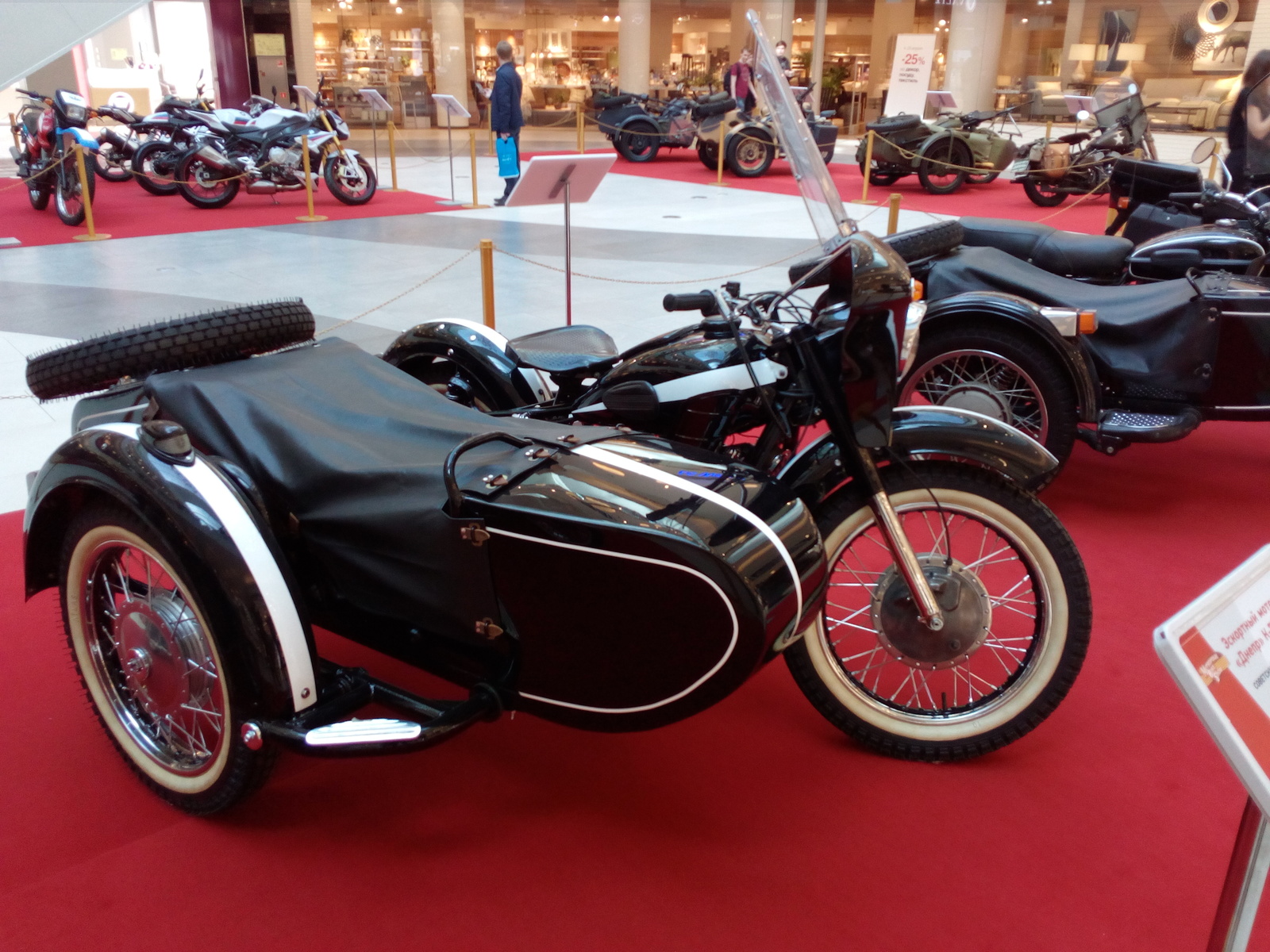 Accidentally stumbled upon an exhibition of motor vehicles. - My, Motorcycles, Story, Longpost, Moto