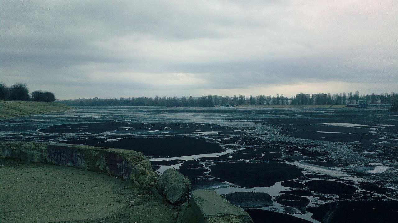 Shipping canal, Balakovo. - Balakovo, Volga, Navigation canal, Spring, Ice, Longpost