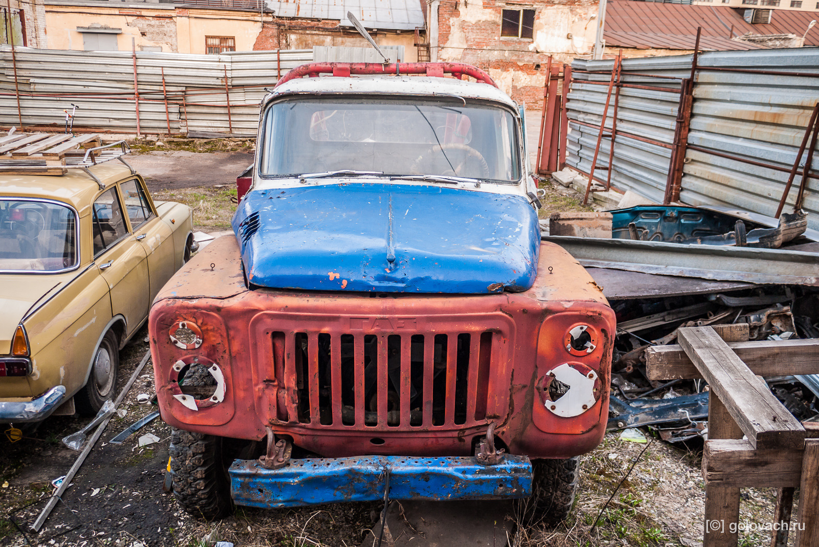 Forgotten racing truck GAZ in the center of Moscow. - Drive2, , Автоспорт, Race, Auto, Longpost