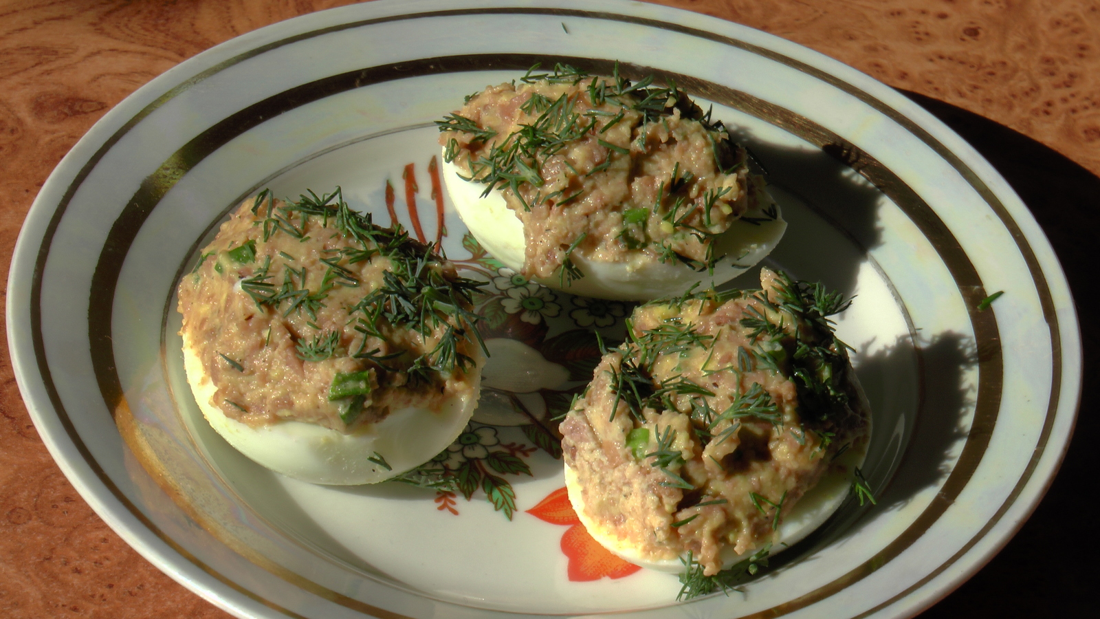 Eggs stuffed with cod liver - My, Recipe, Eggs, Cod liver, Snack, Video