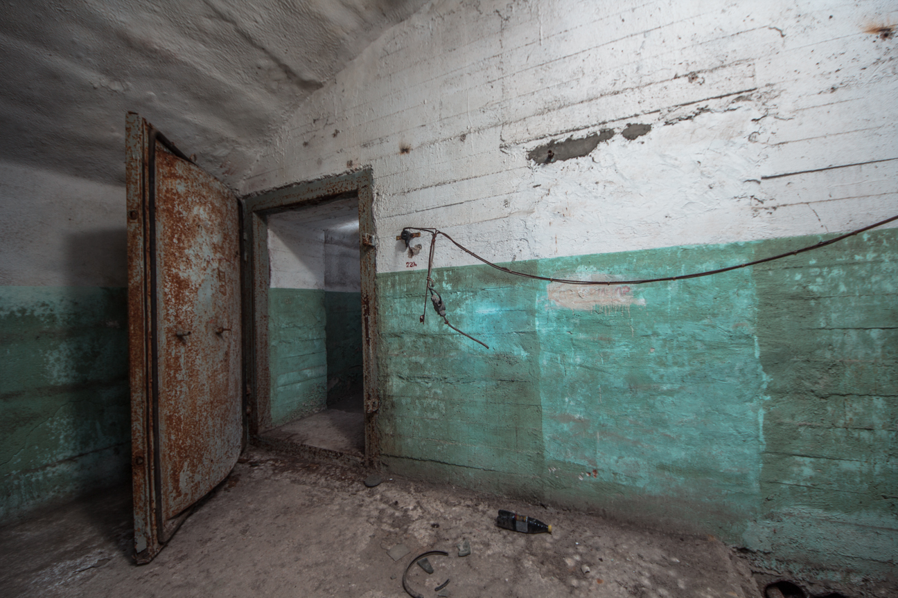 Abandoned underground shelter hospital in Crimea - My, Urbanturism, Urbanfact, Bomb shelter, Longpost