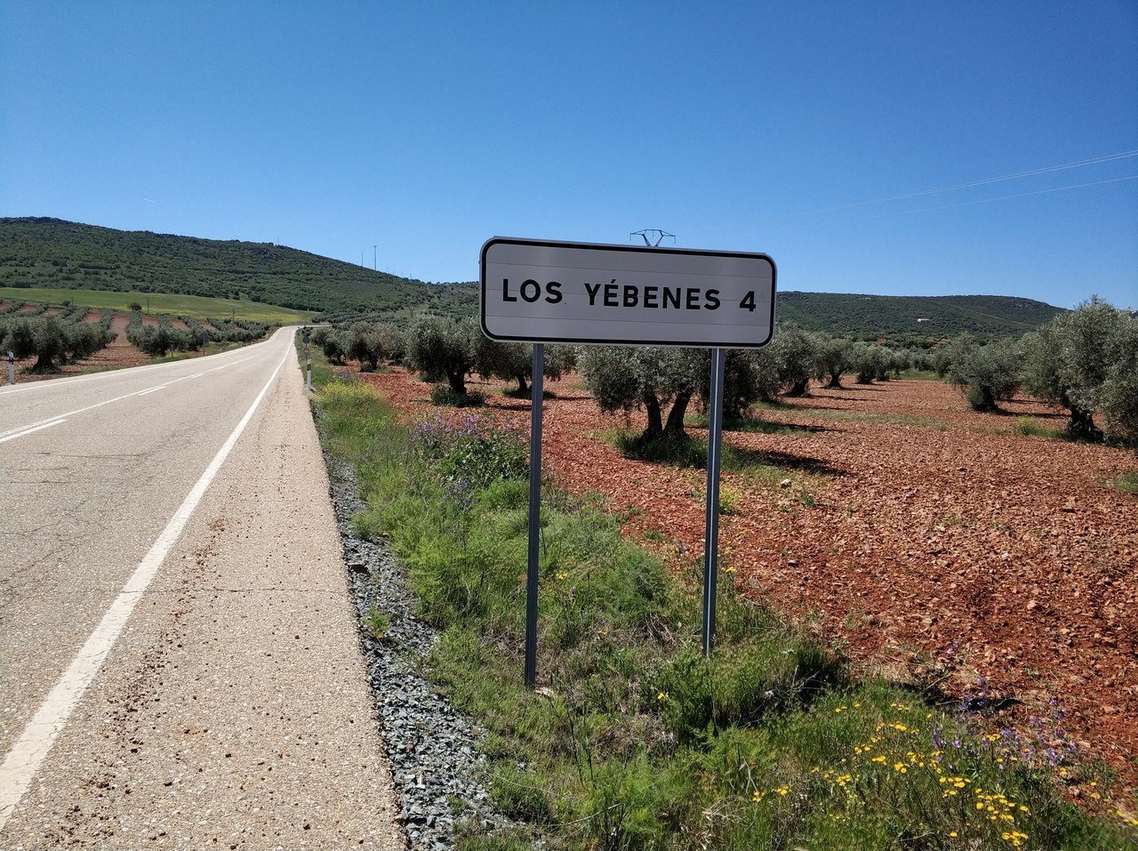 Ebenya - Pointer, Settlement, Outskirts