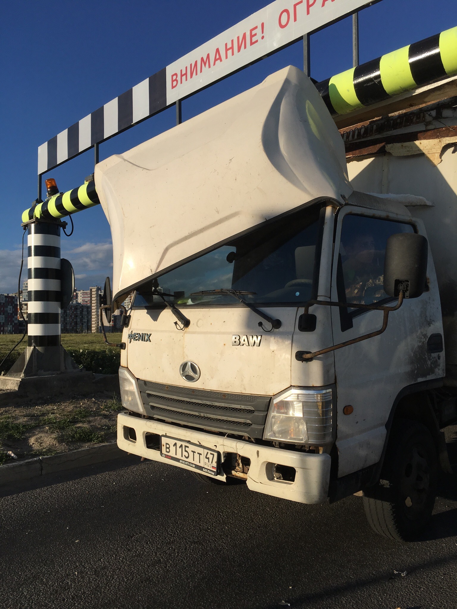 Nothing special, just an ordinary Friday evening in Kudrovo. - My, Kudrovo, Road accident, Longpost, The bridge of stupidity