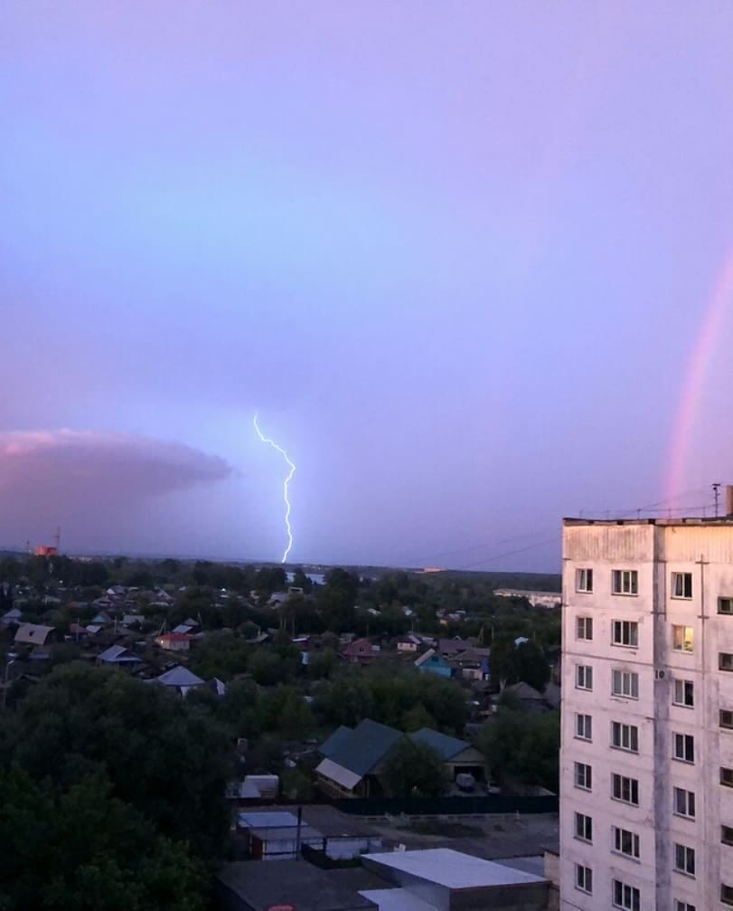 Biysk yesterday - Biysk, Lightning, The photo, Longpost, Rainbow