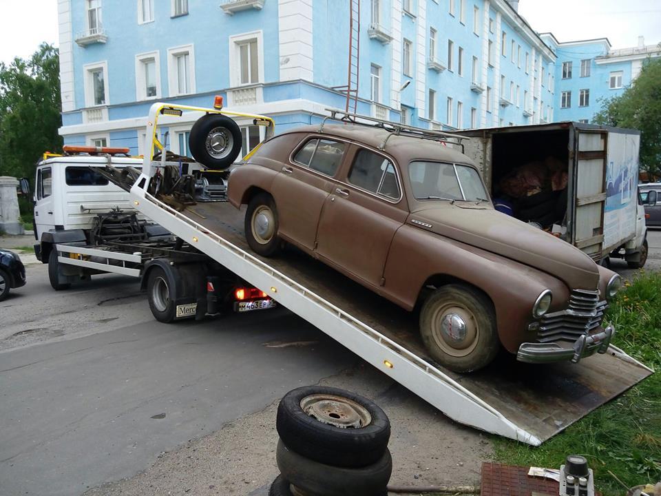 Treasures of the Arctic or how Murmansk dug up a new Victory in an old garage! - My, Gaz M-20 Pobeda, Victory, Retro, Retro car, , Garage, Murmansk, The photo, Longpost