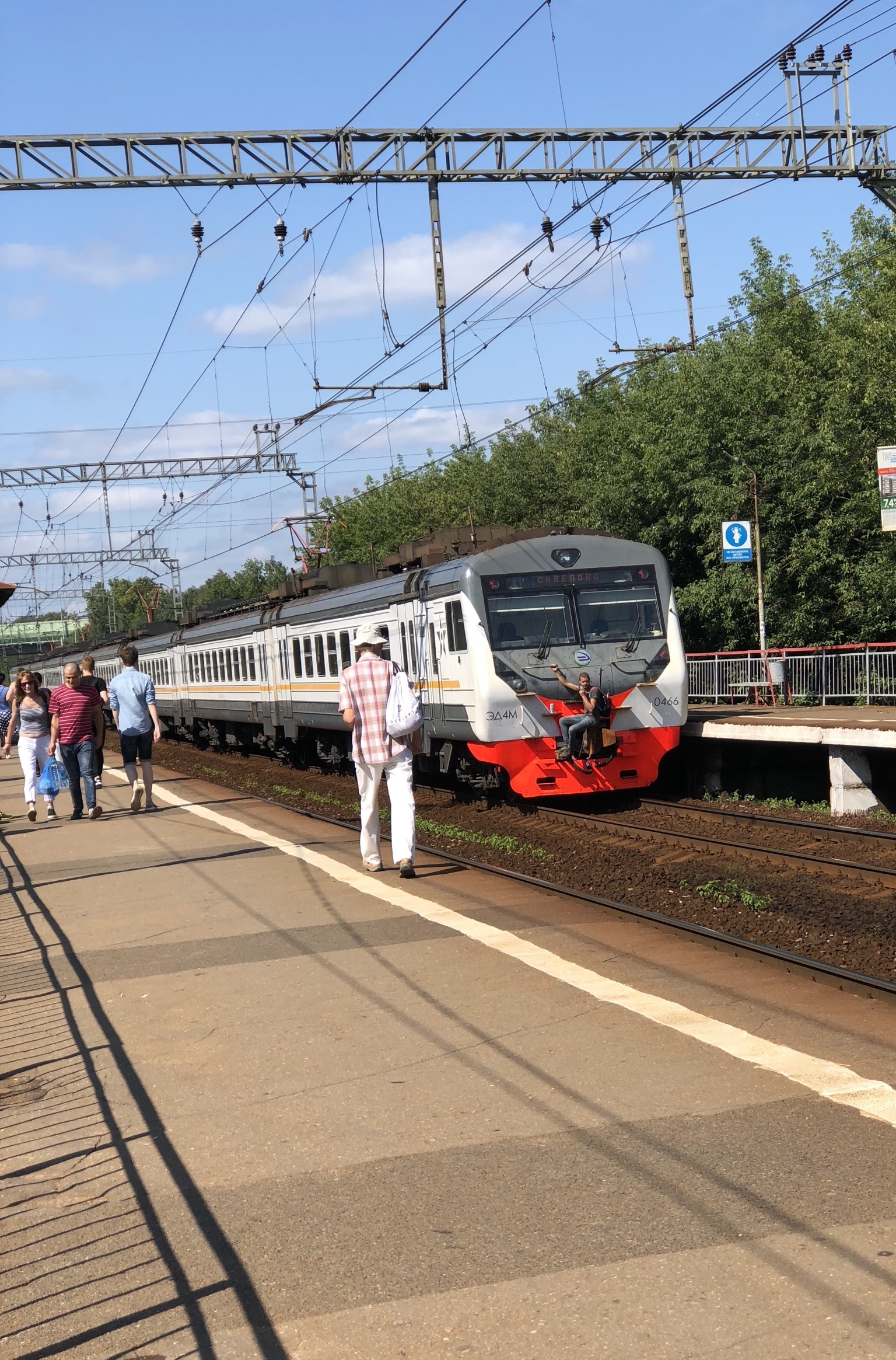 On a smoke break - Train, Safety engineering, Smoke break, Russian Railways, Longpost, Hooks