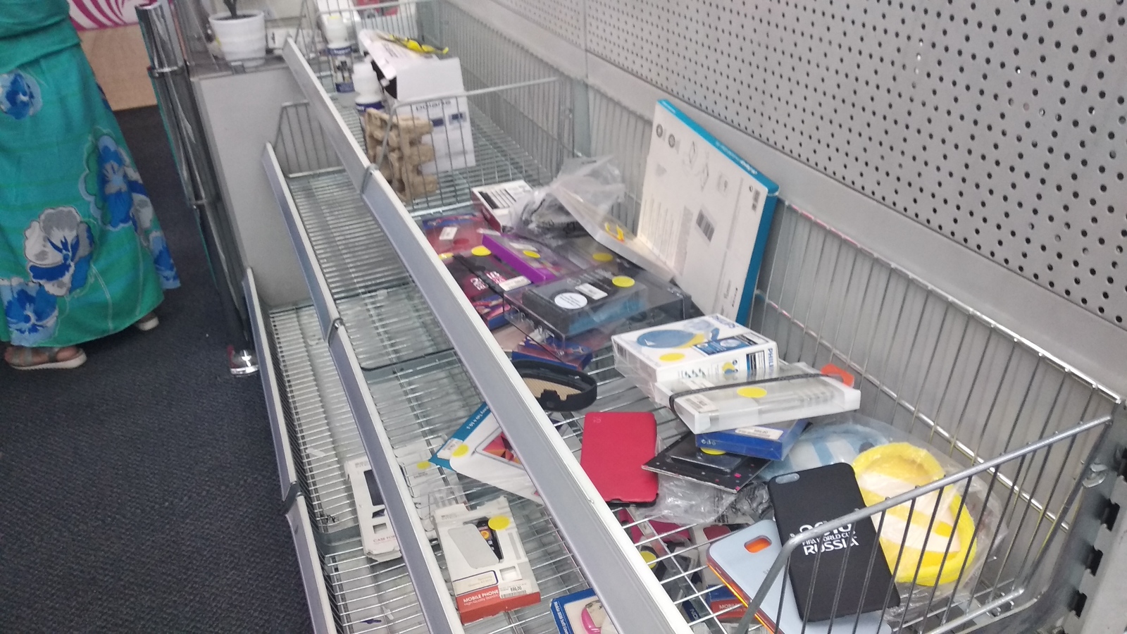 Mediamark closing. - Media Markt, Распродажа, Freebie, Longpost, In the animal world