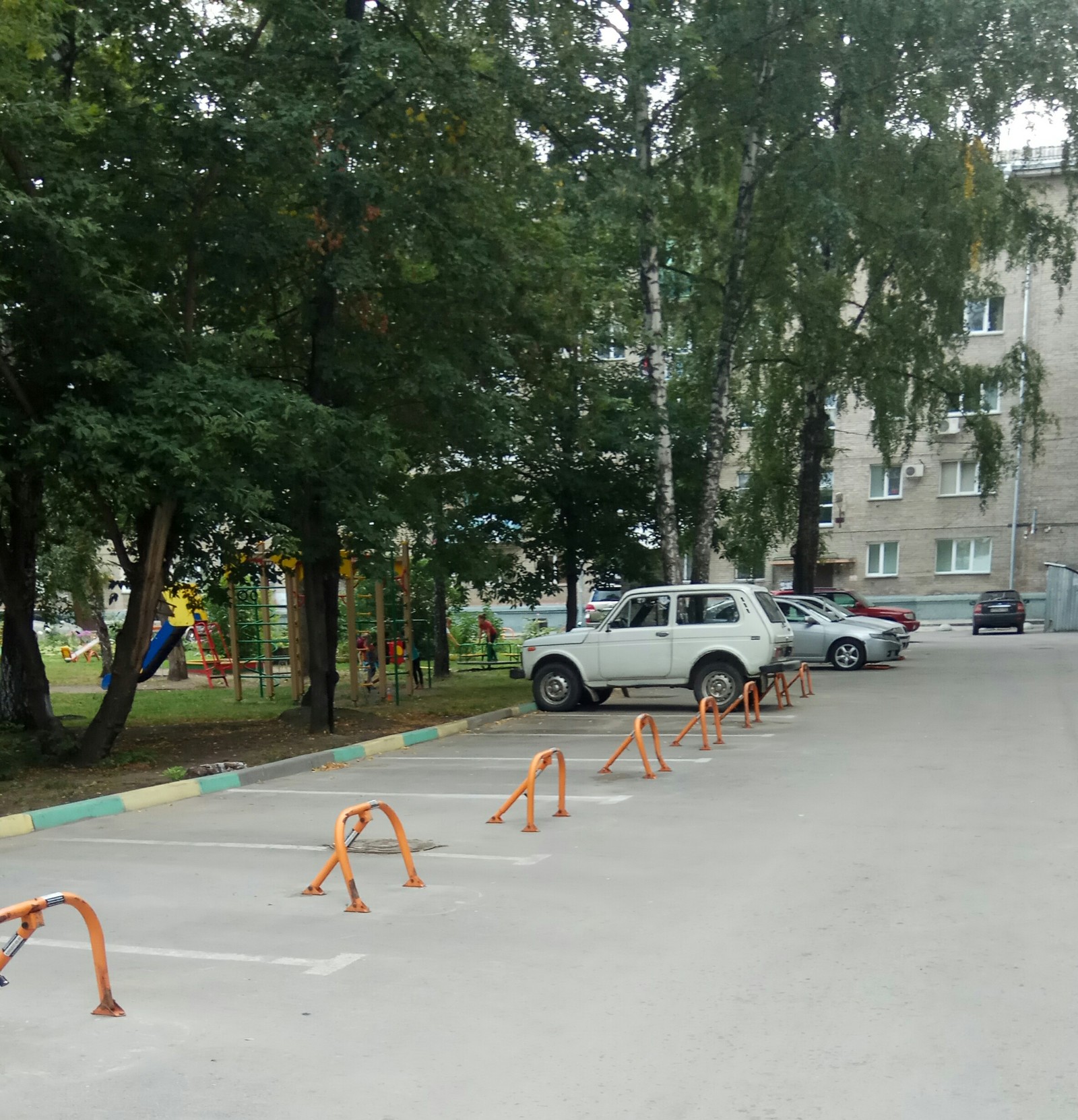 parking barriers - My, Novosibirsk, Parking