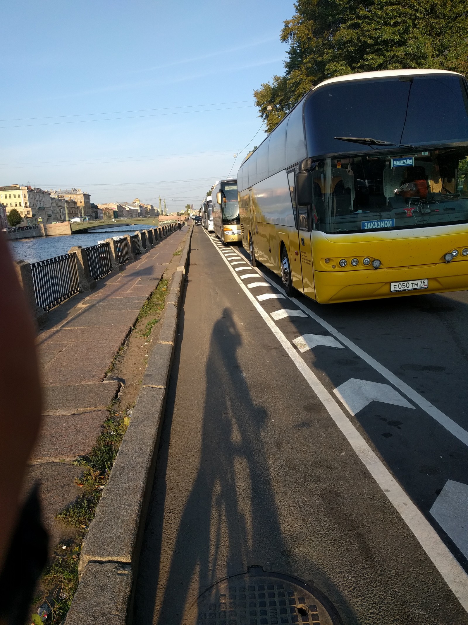 U. Respect. - My, The photo, Saint Petersburg, A bike, Respect, Road traffic, Humanity