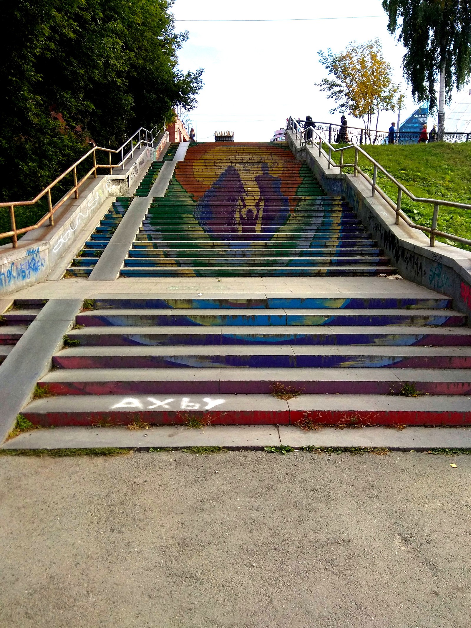 Graffiti (as well as street art) should decorate the walls, not deform them #73 - My, Street painting, Street art, Graffiti, Stairs, Family, Longpost