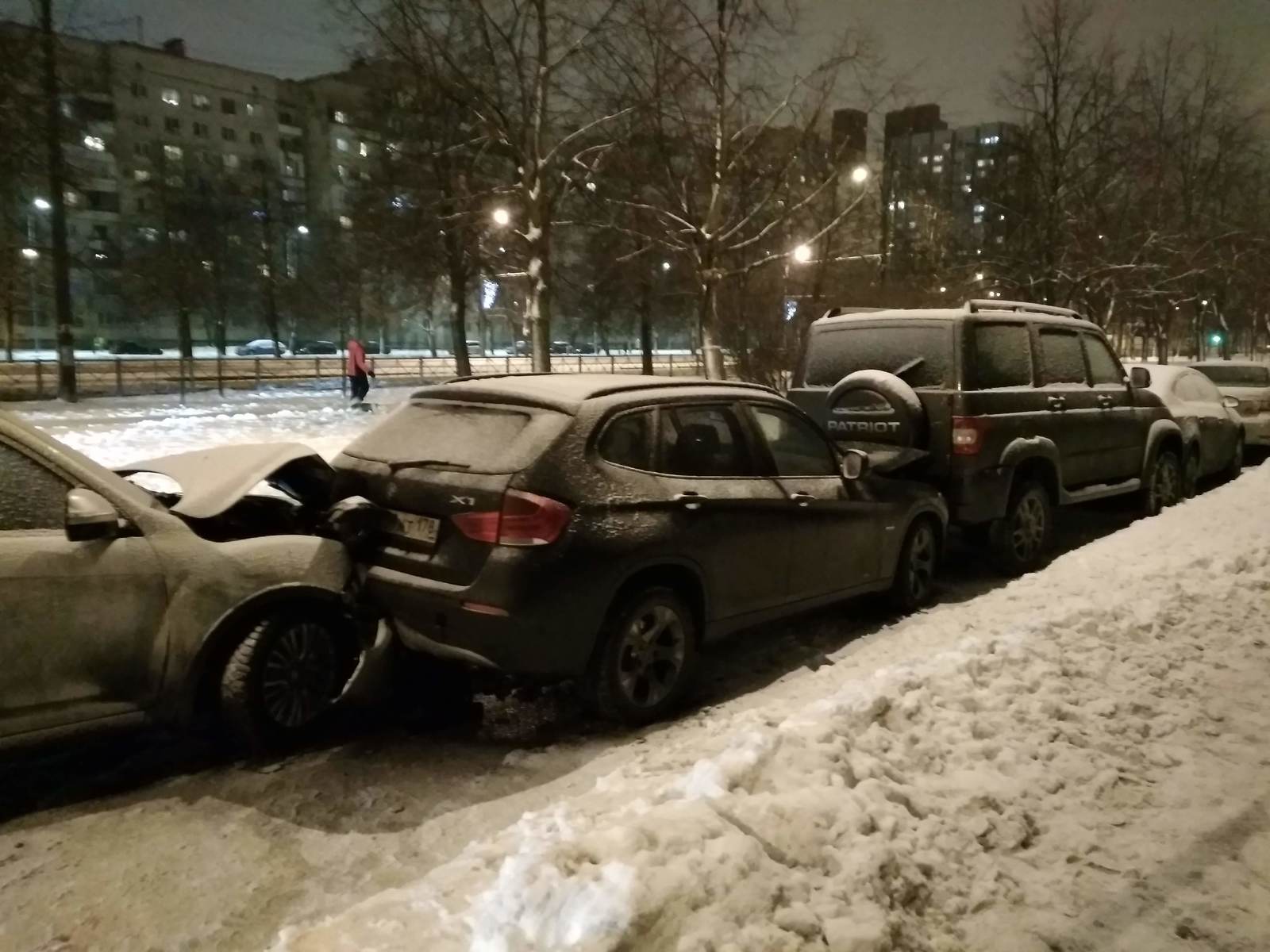 Оставь машину дома, и не попадешь в ДТП... | Пикабу