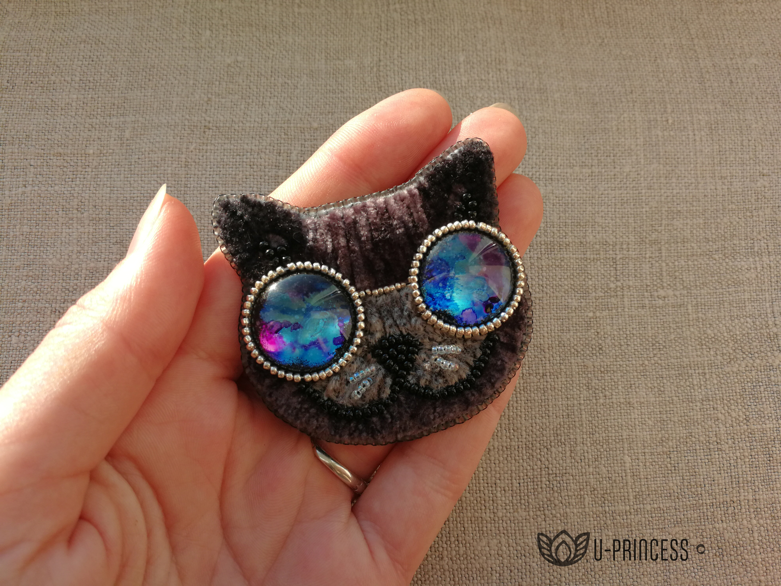 Brooch Cat. Upgrade. - My, cat, Brooch, Beads, Chenille, Handmade, Needlework without process, Longpost