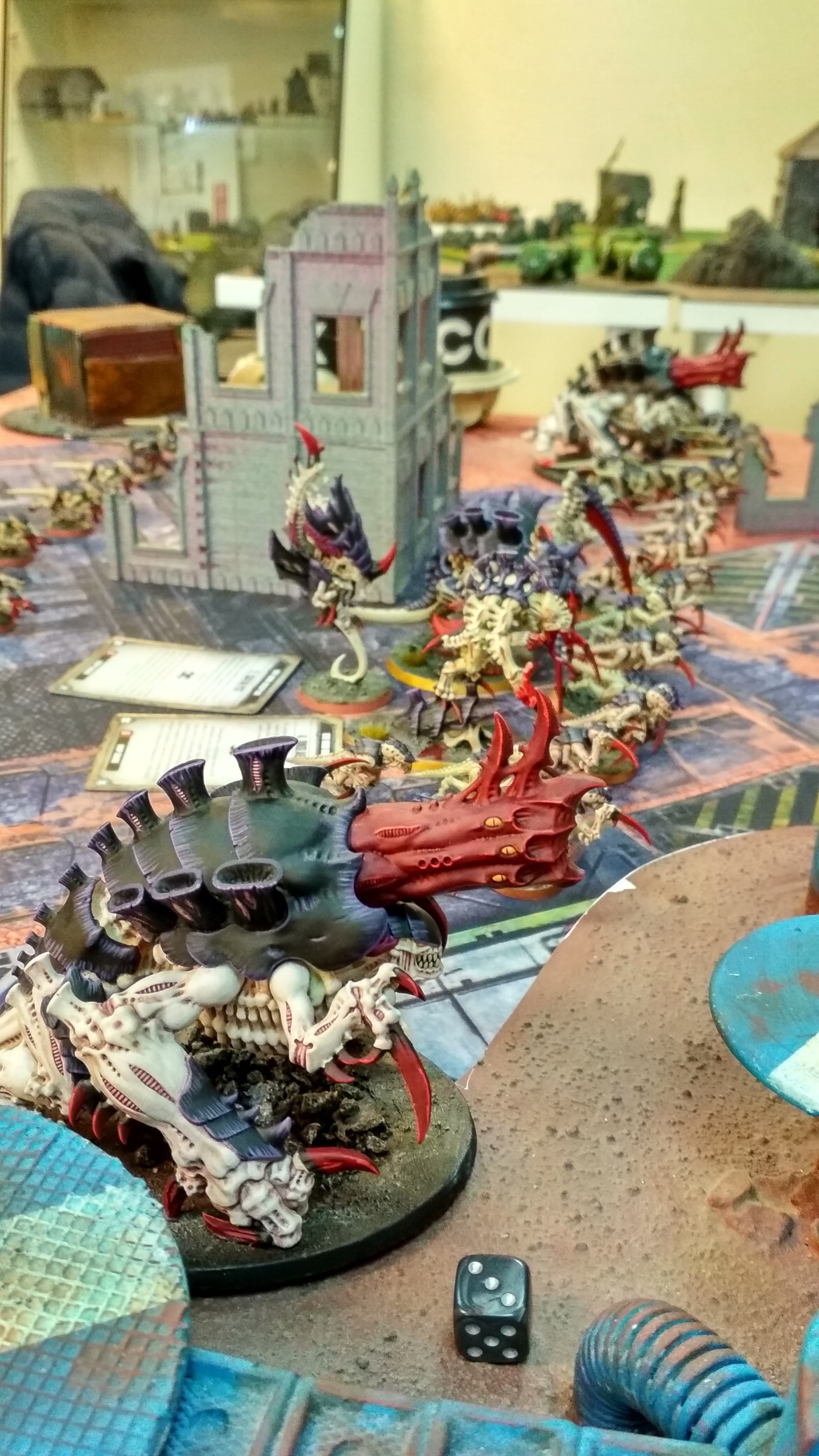 Battle of the Tyranids and the Mechanicus - My, Warhammer 40k, Miniature, Painting miniatures, Tyranids, Cult of Mechanicus, The fight, Longpost