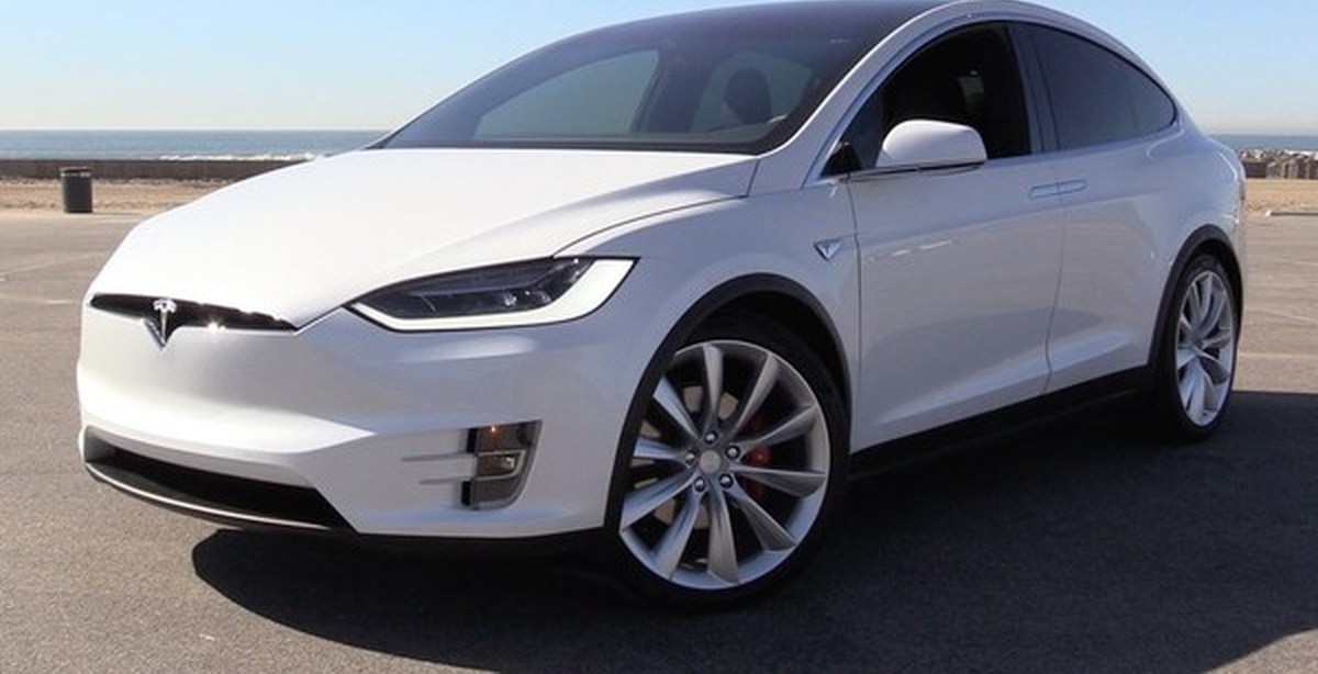 Модель икс. Машина Tesla model x. Tesla model x 2. Тесла модель х p90d. Тесла model x 2016.