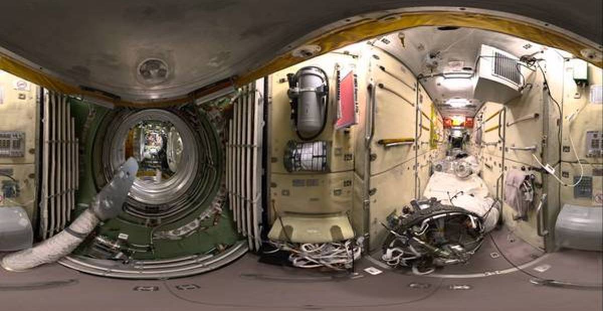 Вид внутри. Модуль Заря МКС изнутри. Внутри МКС 360. Панорамный модуль МКС. Модуль Заря изнутри.