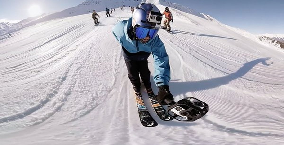 Пара сноуборд. GOPRO на сноуборде. Сноуборд для инвалидов. Экшн камера сноуборд. Горы сноуборд.