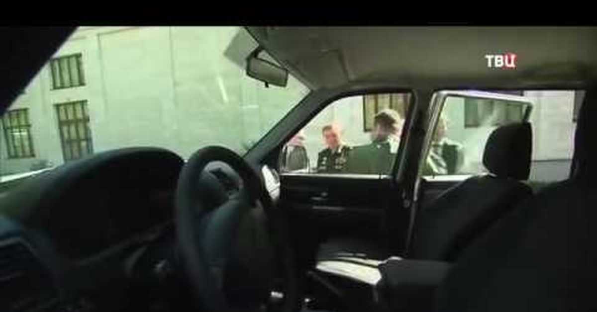 Оторвалась ручка у новой машины для мо. Оторвали ручку уаза. Оторвали ручку уаза. Шойгу оторвал ручку уаз. Оторвали ручку уаза.