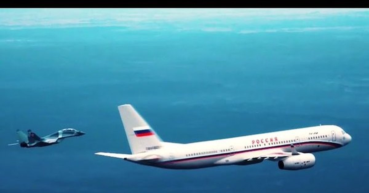 Борт номер 1 россия. Самолёт президента России ил 96. Ил 96 борт 1. Самолёт борт номер 1 ил 96. Ил 96 300 борт номер 1.