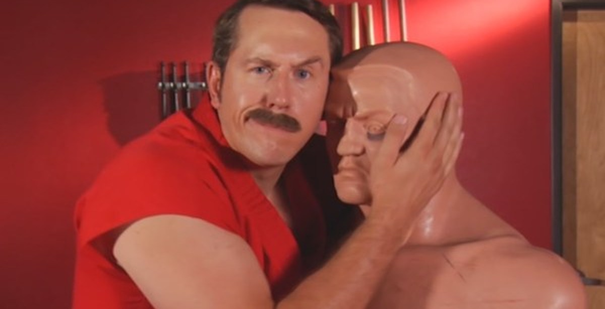 симптомы при переломе шеи. удушающий захват шеи в замок. боло йен кровавый спорт. хлыстовая травма шейного отдела позвоночника рентген. удушающий через руку.