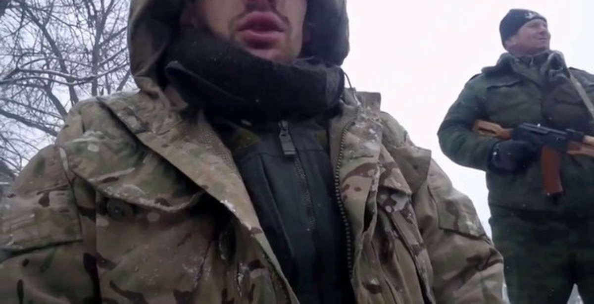 Пленные укропы. Пленные укропы Дебальцево. Бородатый боевик Украины пленный.