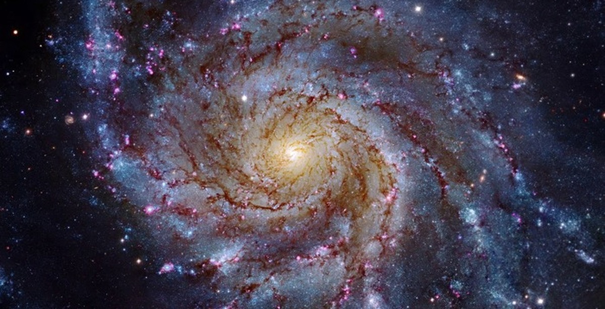 Большой ли космос. Спиральная Галактика м74. Космос Галактика Млечный путь планеты. Галактика вертушка м 101. Вселенная и космос.