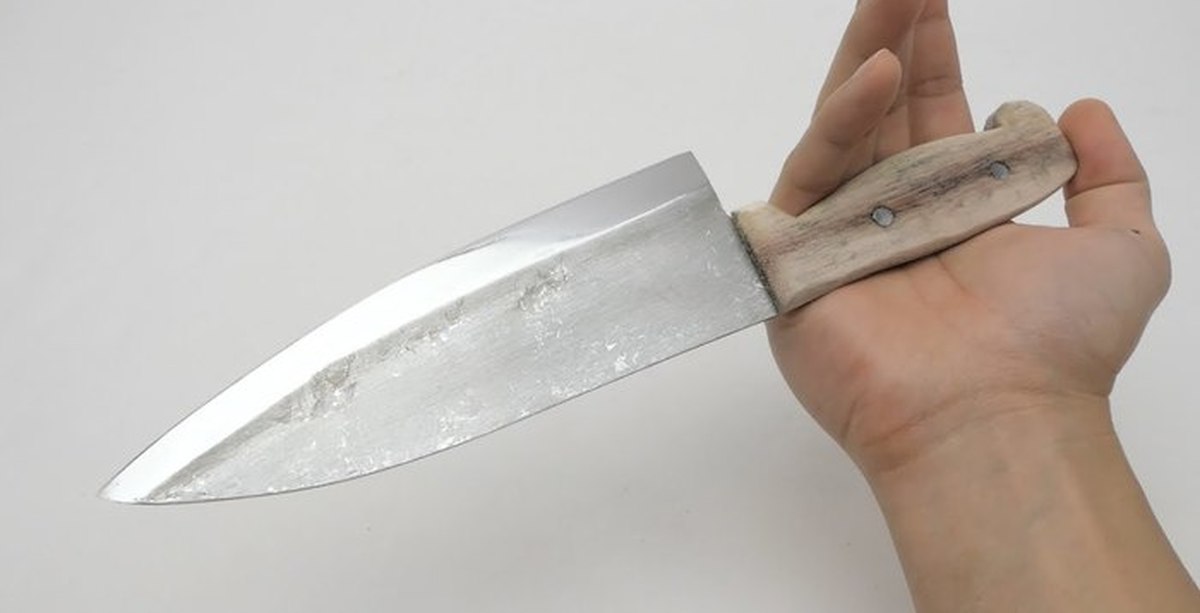 Ножевых материалов. Нож из фольги. Нож из алюминия. Нож из алюминиевой фольги. Рукоять ножа из алюминия.